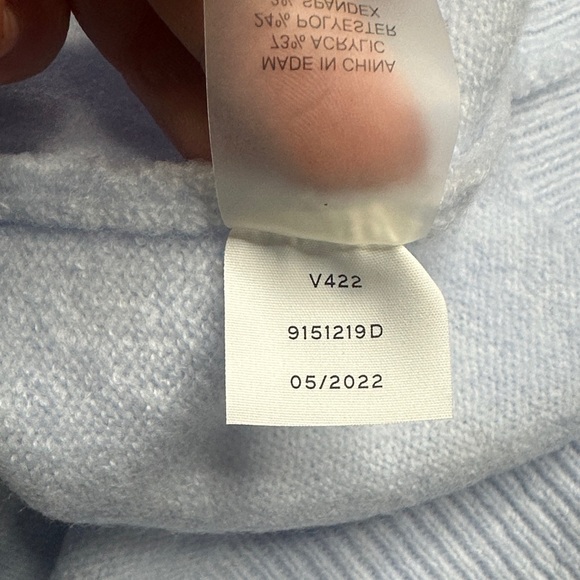 Vince Camuto Women’s Light Blue Sweater Size S - Picture 10 of 13